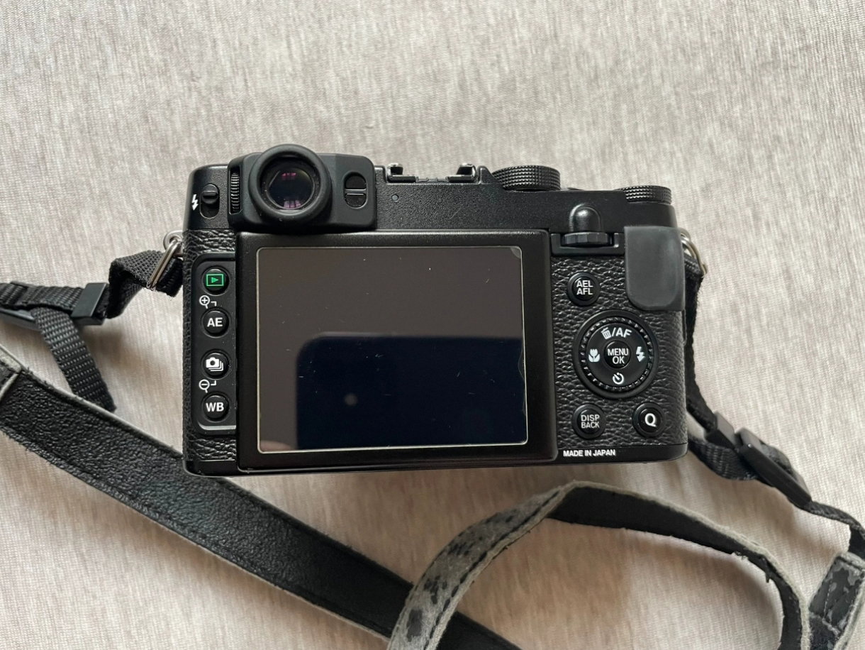 Fuji X20 Black  _0