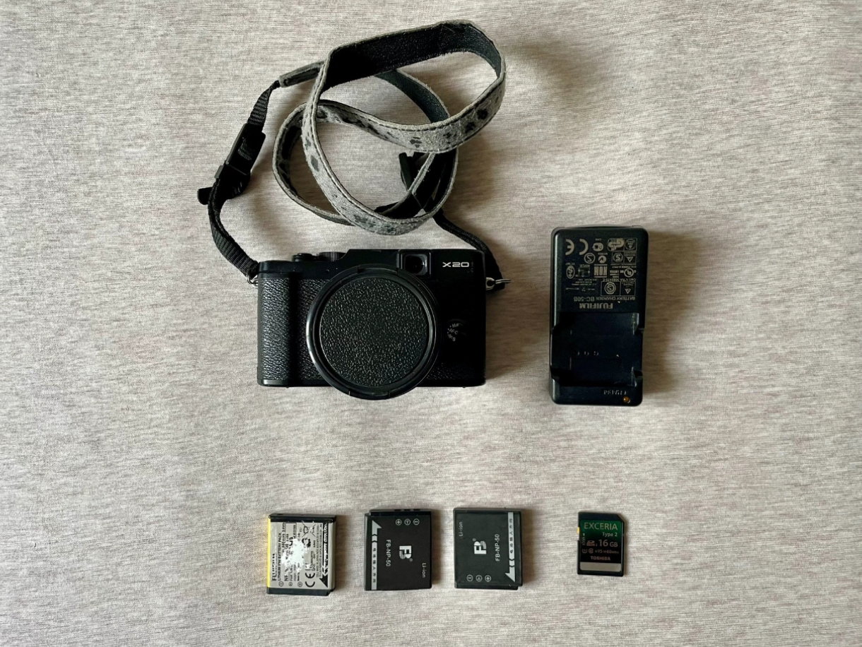 Fuji X20 Black  _3