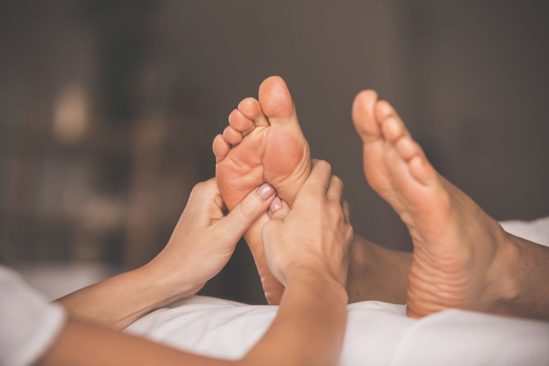 Foot Massage (30 Minutes)