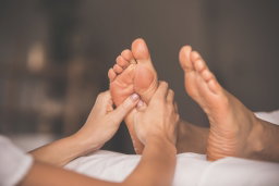 Foot Massage (30 Minutes)