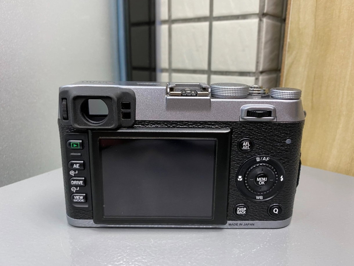 Fuji X100S silver_0