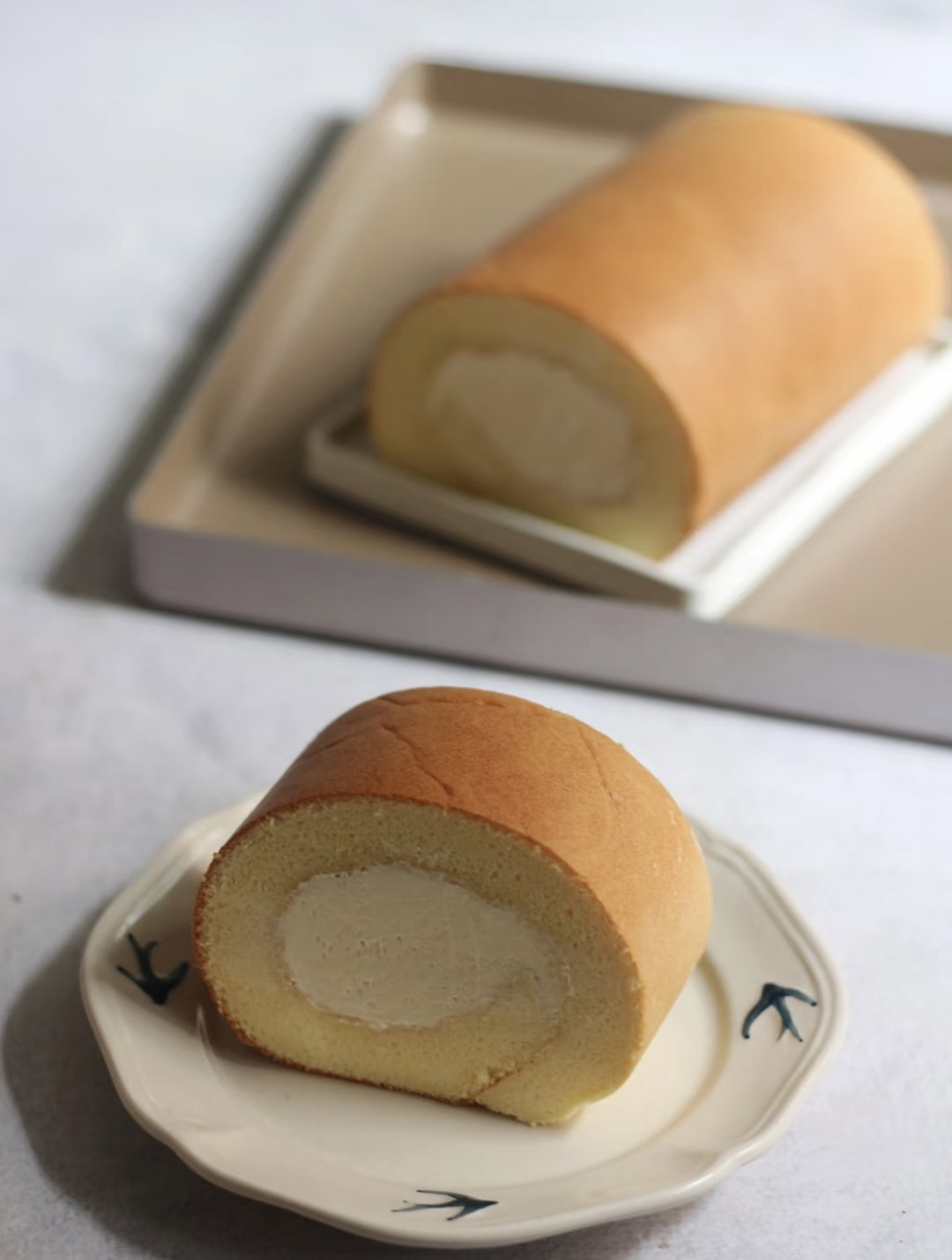 Cloud Roll with Vanilla Pod Cream 