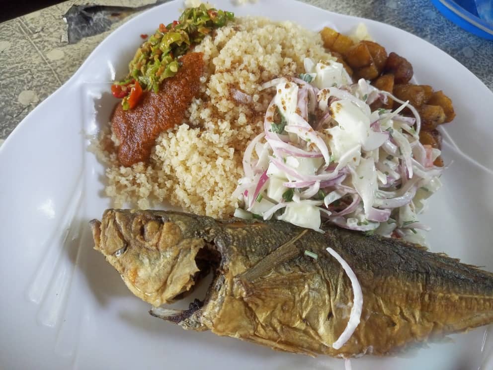 Attièkè aloco au poisson silivi 