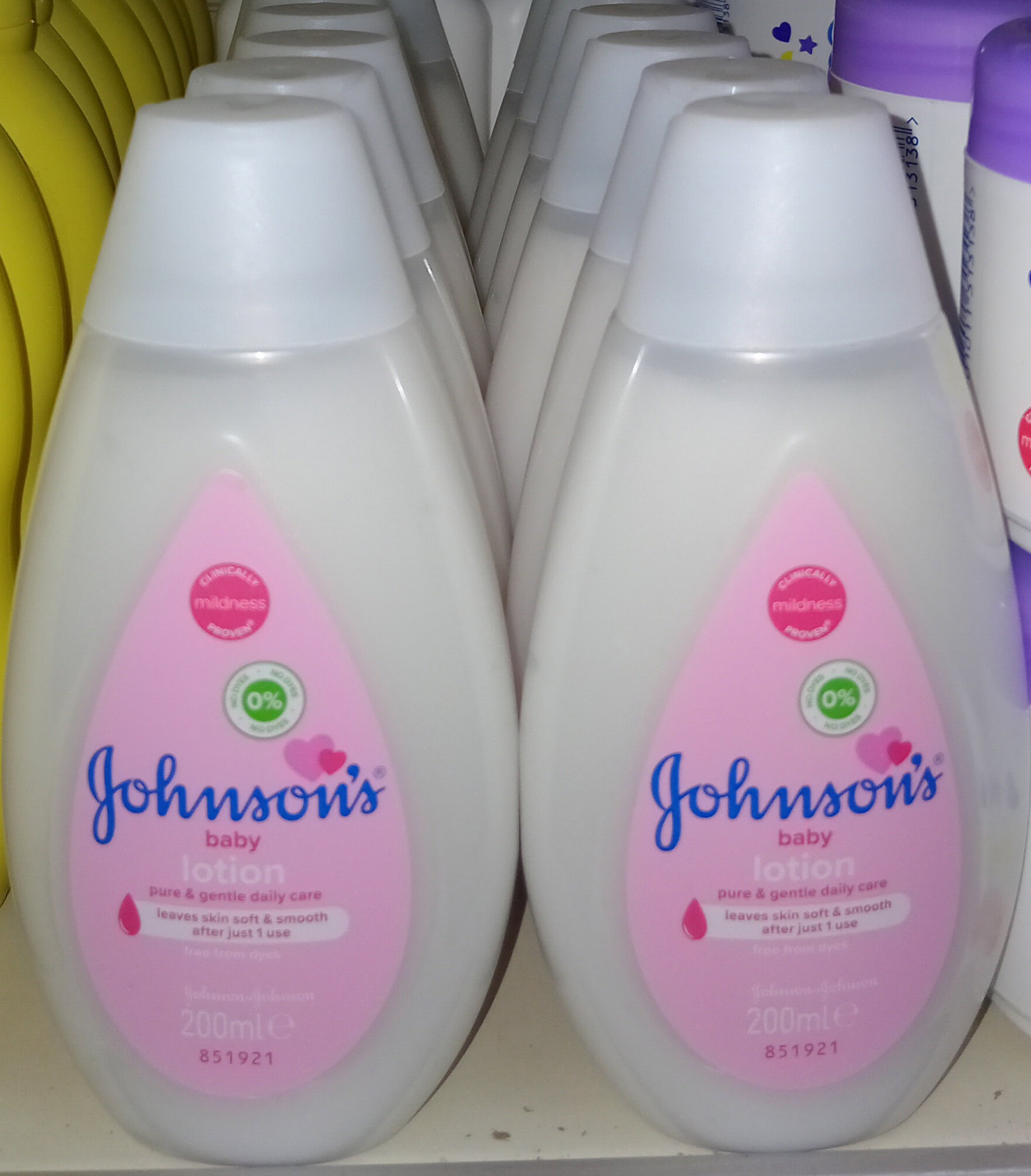 Johnsons Baby Lotion 200ml_0