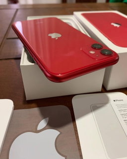 iPhone11•Cash at 850,000• Loan•@380,000 Ugx