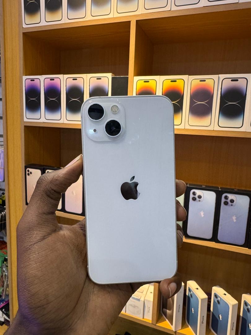 iPhone 13 loan at 680,000ugx_1