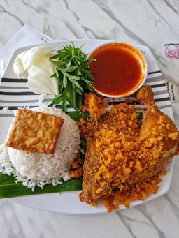 Ayam Kremes