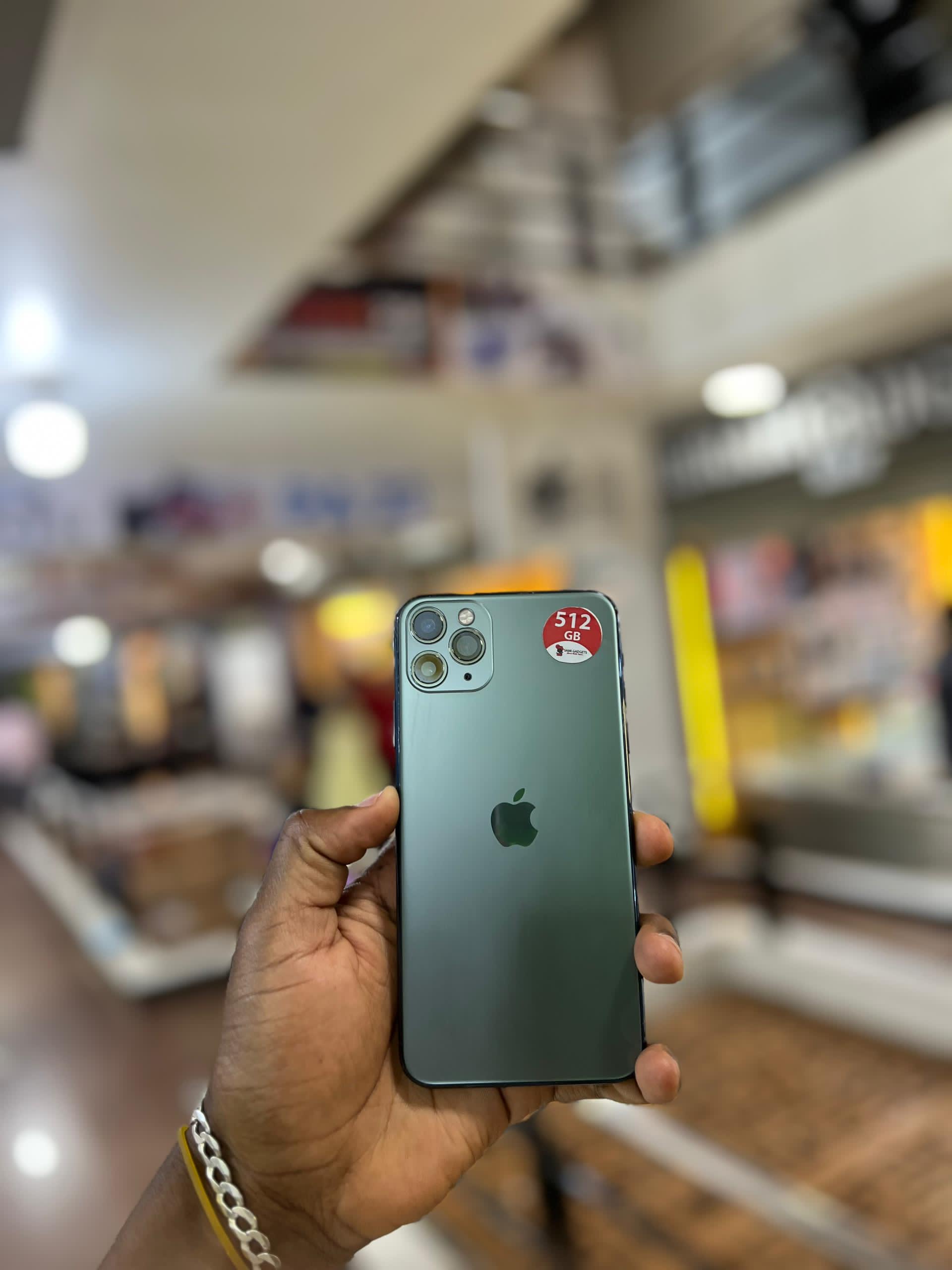 iPhone 11Pro and ProMax11 1.3 Pro at 1.15M loan available _4