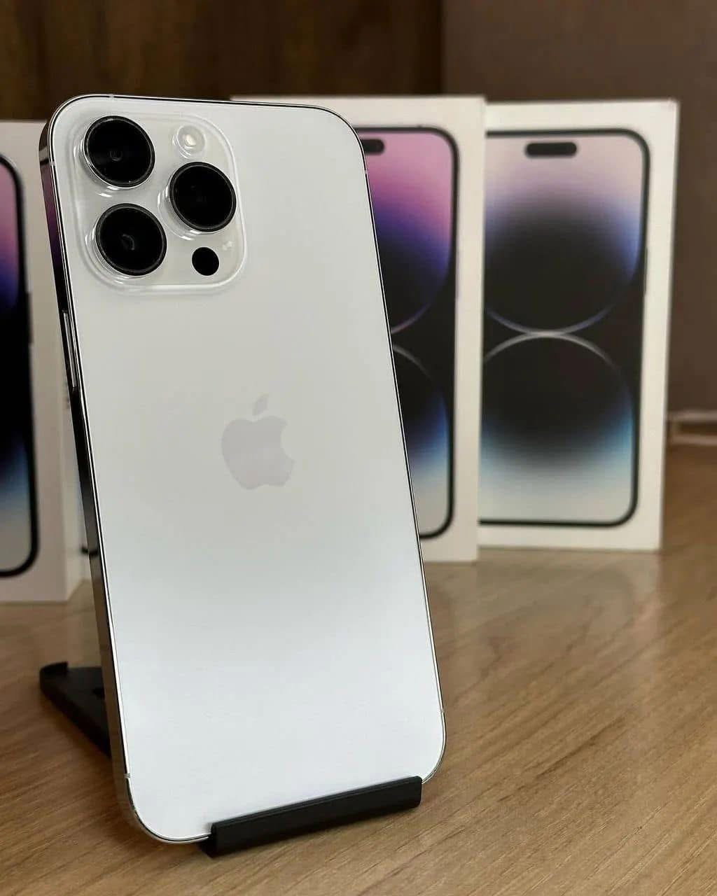 iPhone 14pro 2.55 and 14ProMax265000 loan available _3