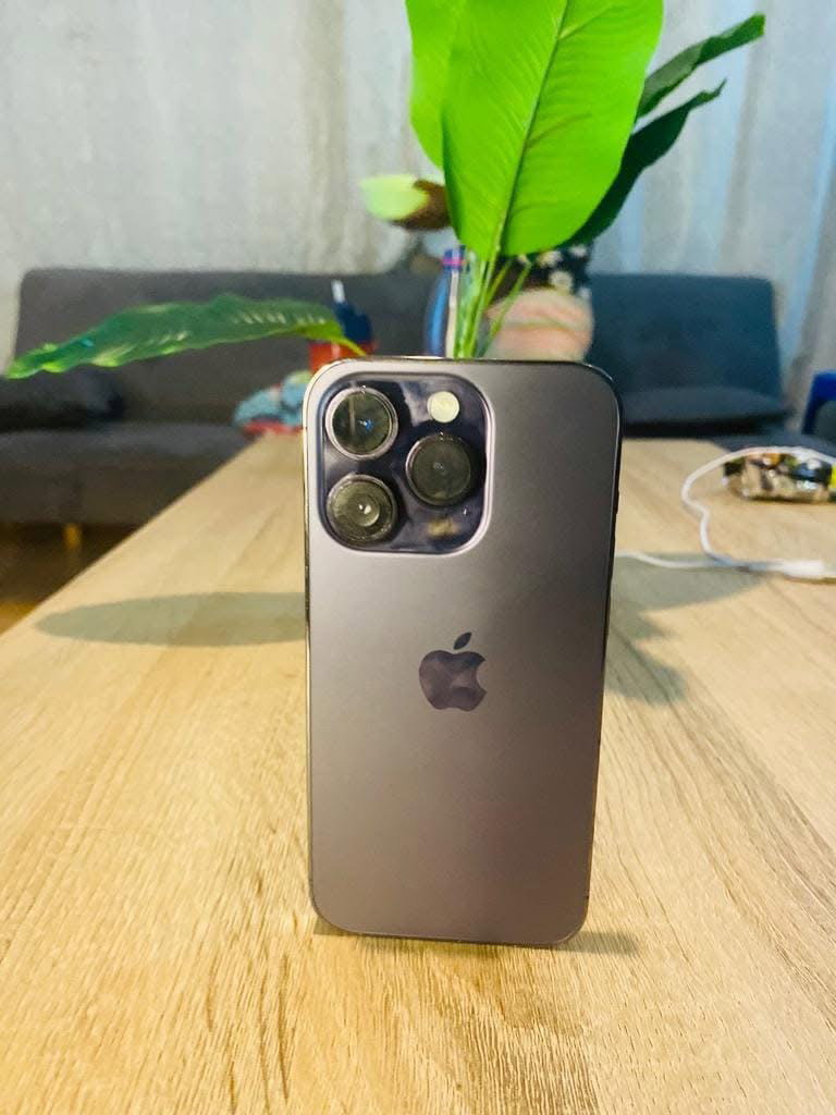 iPhone 14pro 2.55 and 14ProMax265000 loan available _17