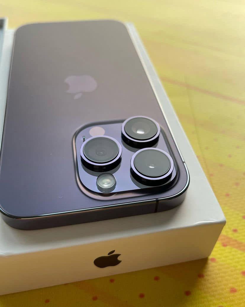 iPhone 14pro 2.55 and 14ProMax265000 loan available _11