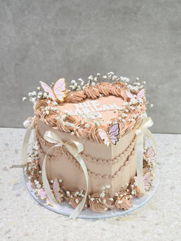 Vintage Heart cake 