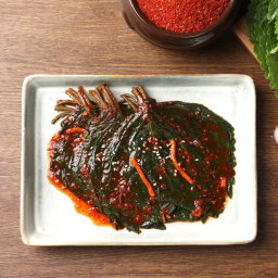 10월12일부터 배송) [풍산] 깻잎김치 Perilla Leaves Kimchi 250g