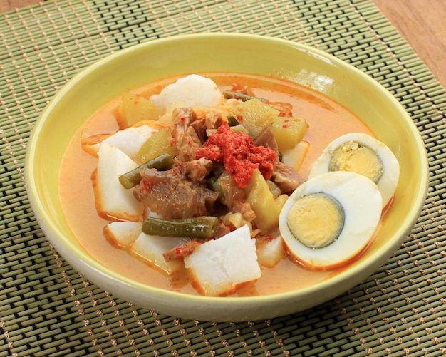 LONTONG SAYUR_1