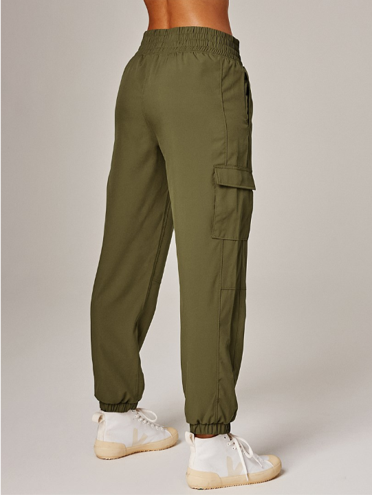 Pants / بنطالون