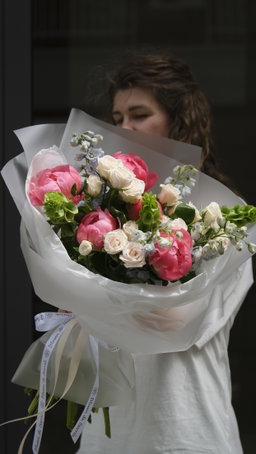 Peony Kiss