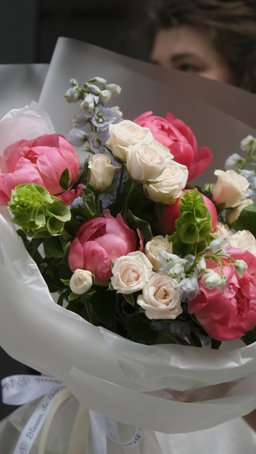Peony Kiss