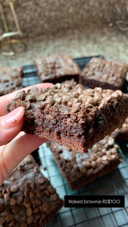 Naked Brownie