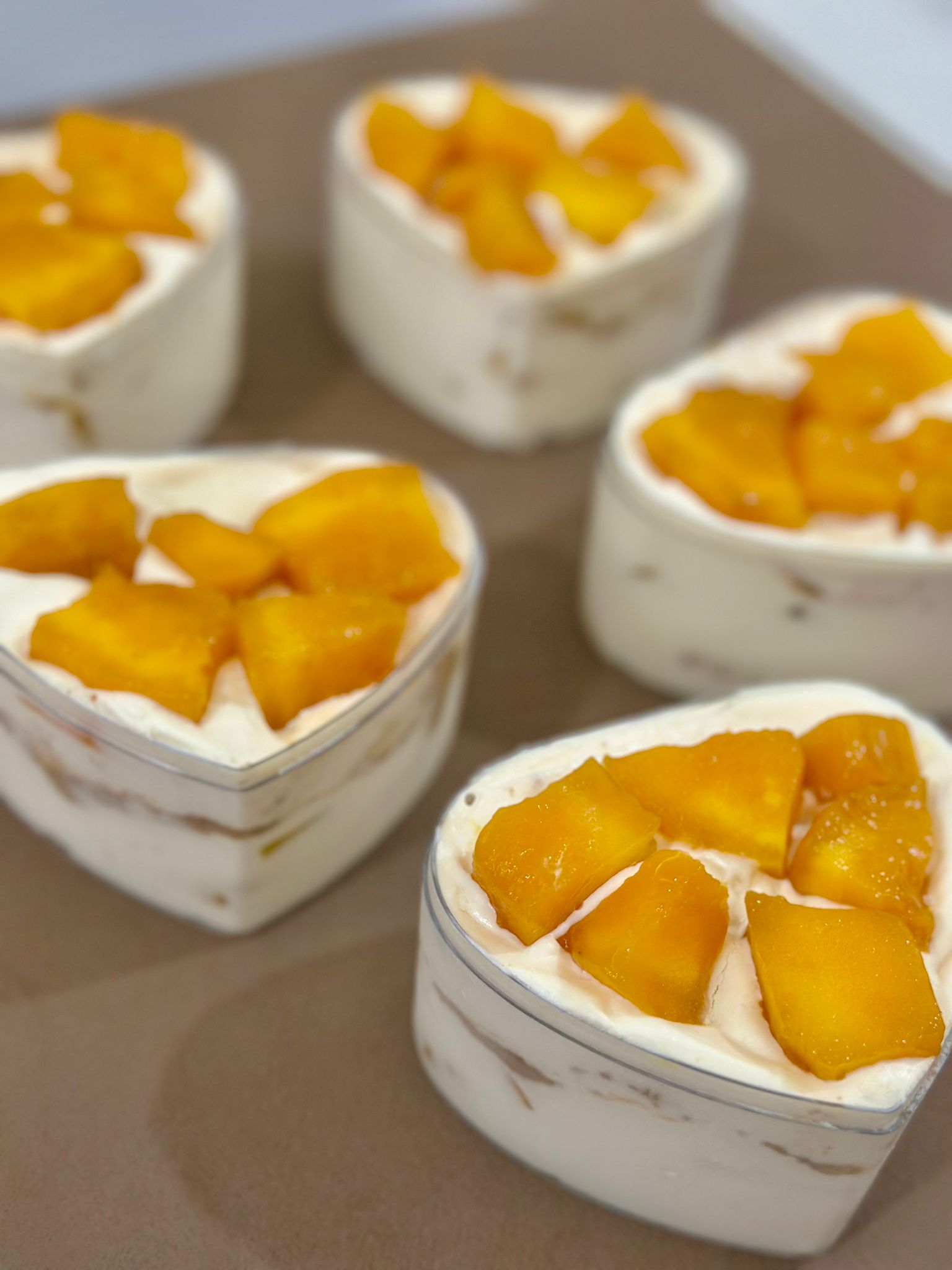 Mini Heart Shaped - Golden Sunset Mango Float_1