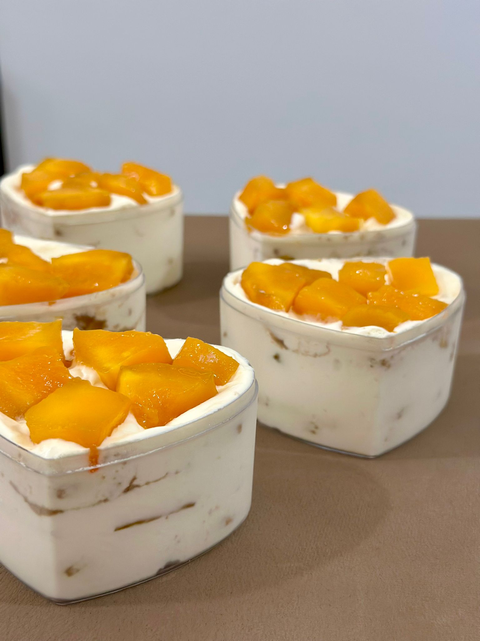 Mini Heart Shaped - Golden Sunset Mango Float_0