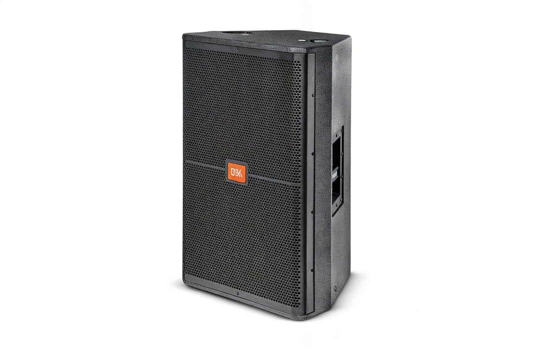 Le JBL SRX715
