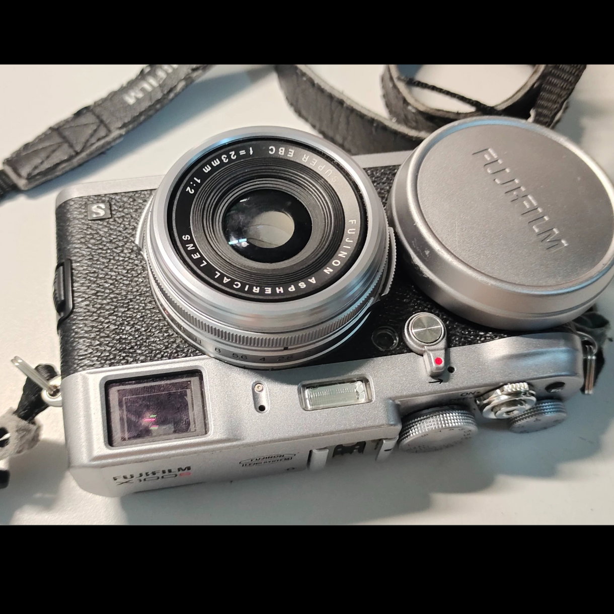 Fuji X100S silver_1