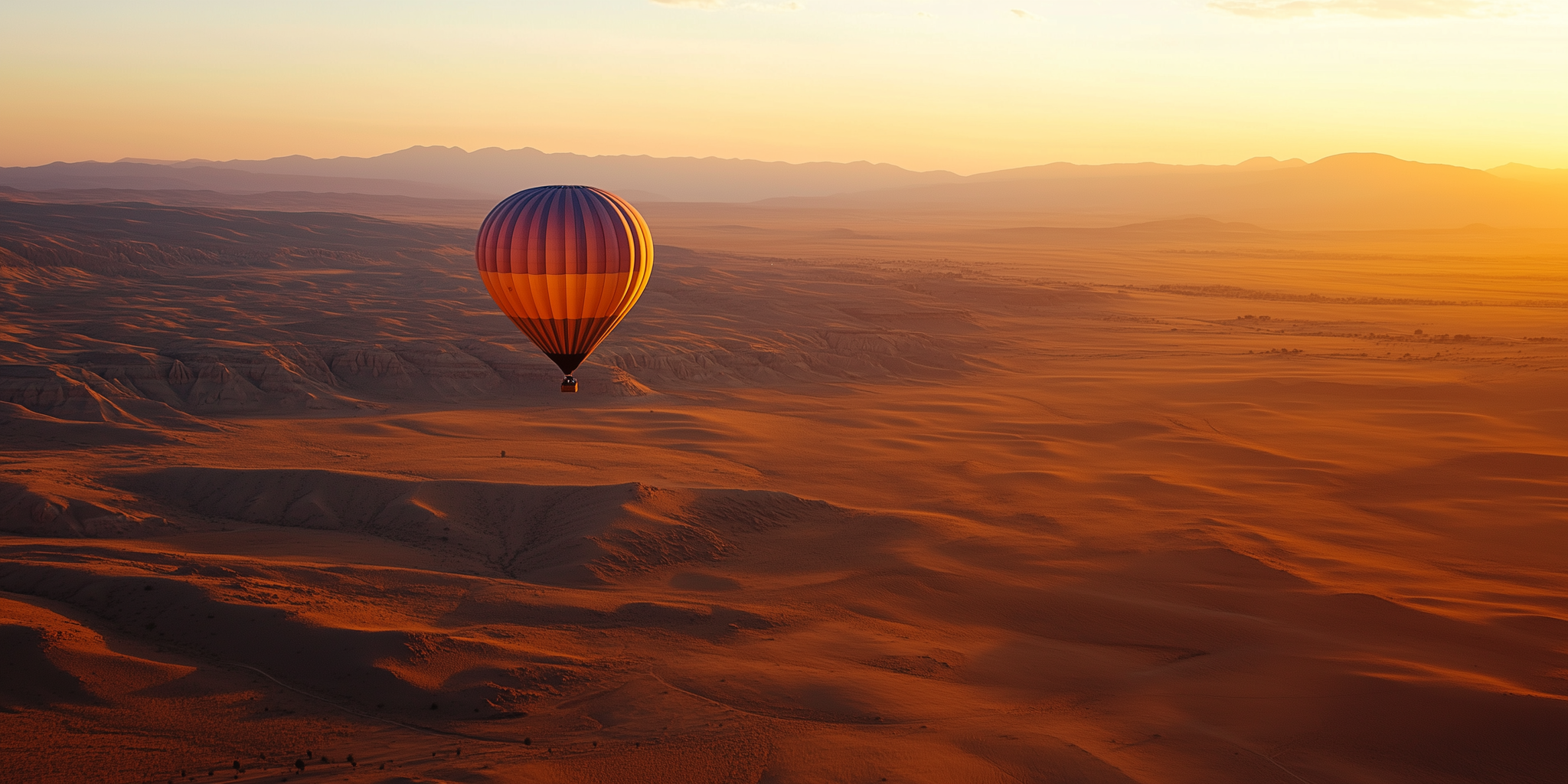 Hot Air Balloon at Sunrise / Taxi Included_0