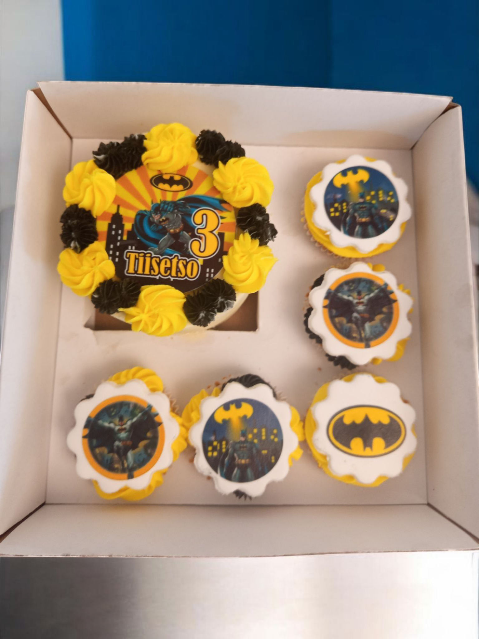 Batman Bento 5 Cake_0