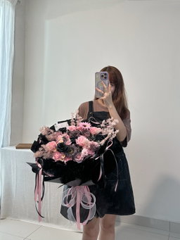 Black Pink Soap Rose Big Bouquet 
