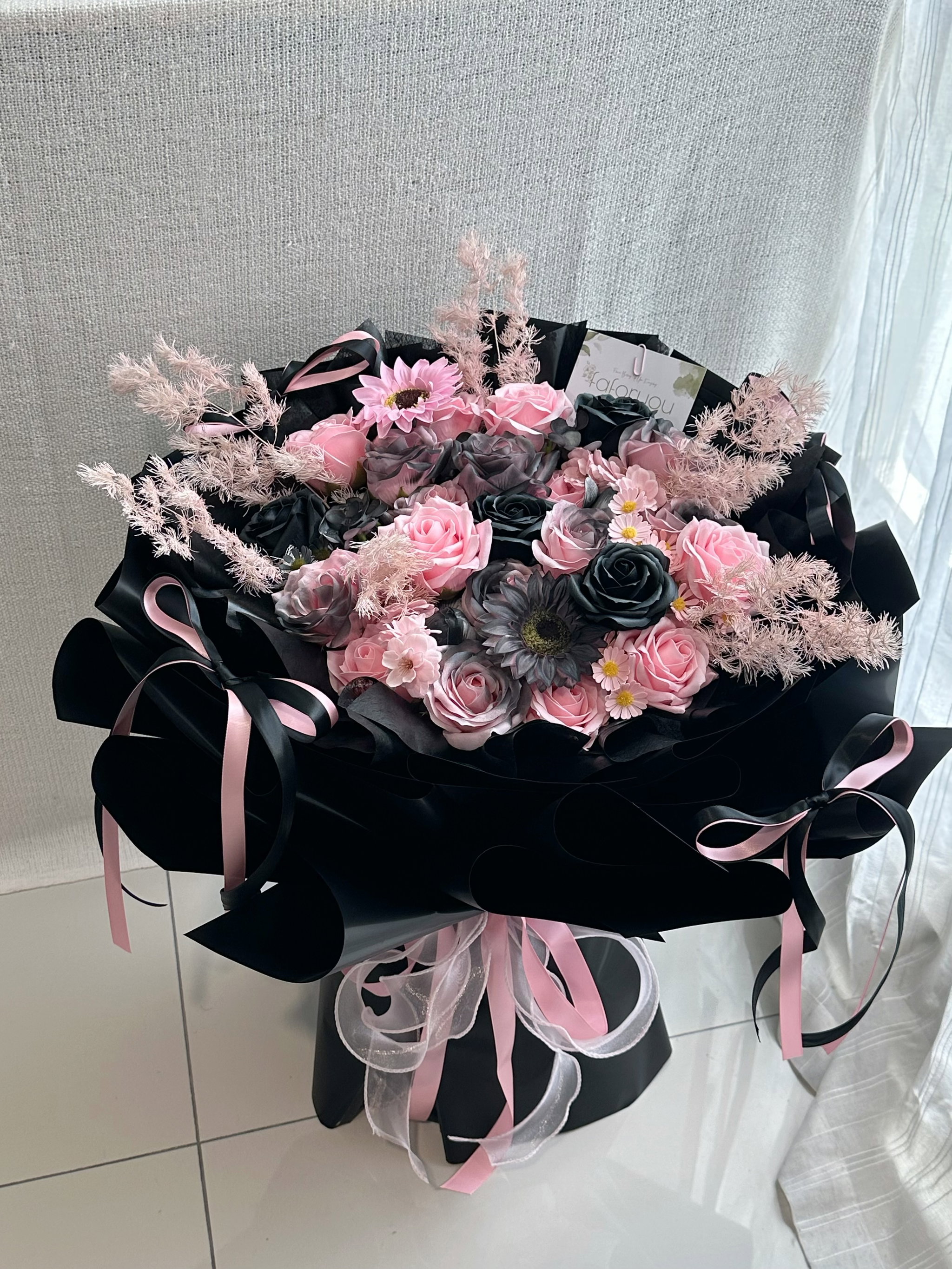 Black Pink Soap Rose Big Bouquet _1