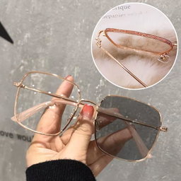 LUNETTE AVEC STRASS