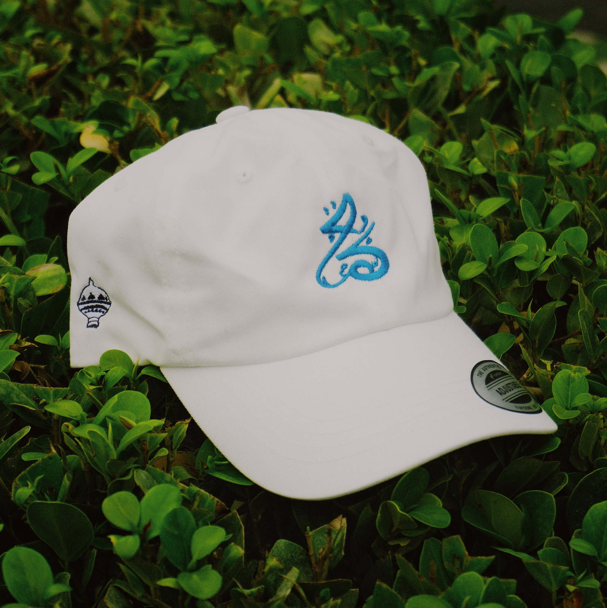 Classic كُمّة logo dad hat (White/Teal)_0