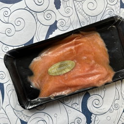 Gerookte, getrancheerde schotse zalm ≈250GR