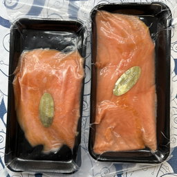 Gerookte, getrancheerde schotse zalm ≈250GR