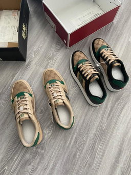 Shoes and sneakers 