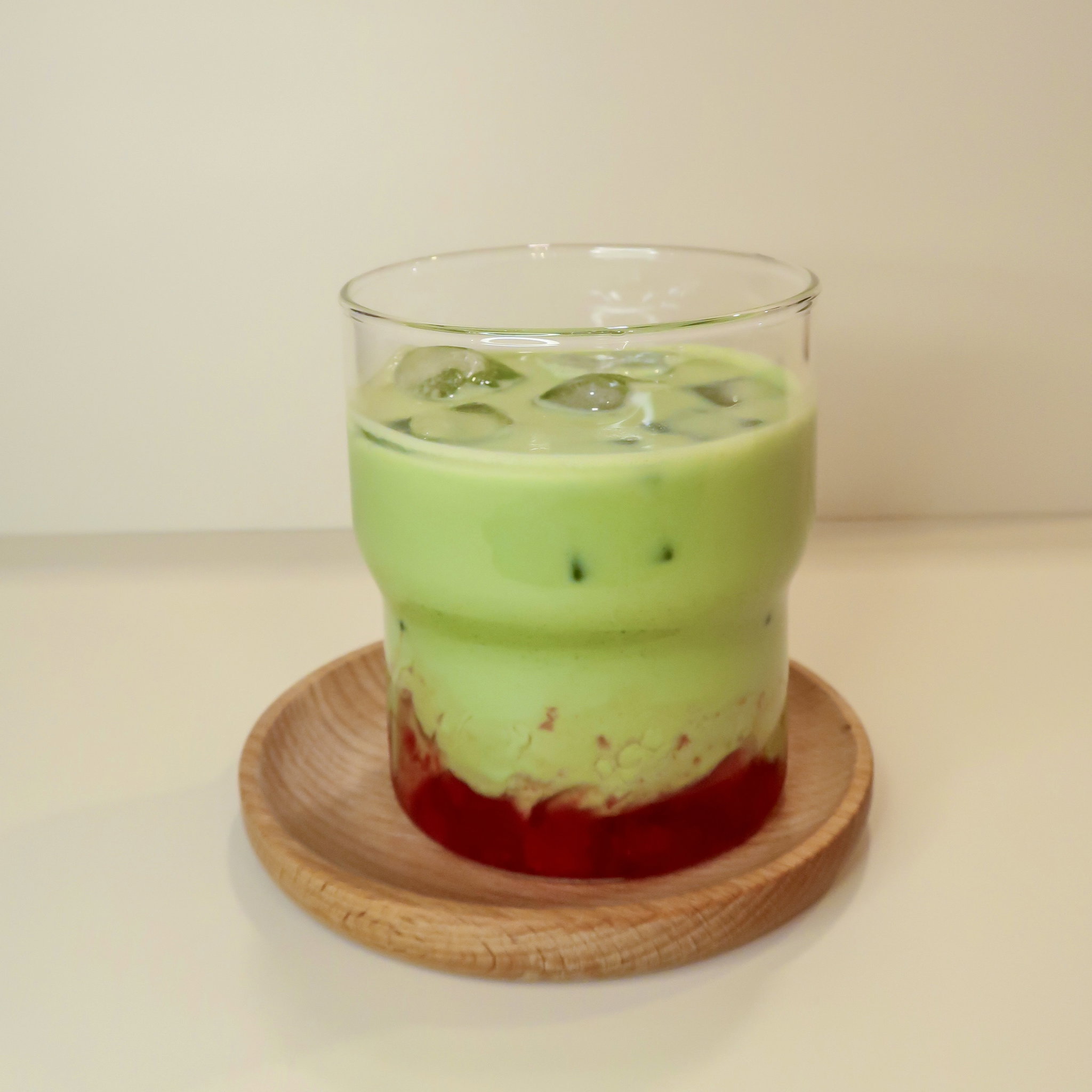 Strawberry Matcha Latte_0
