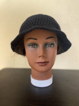 Solid colour bucket hats  