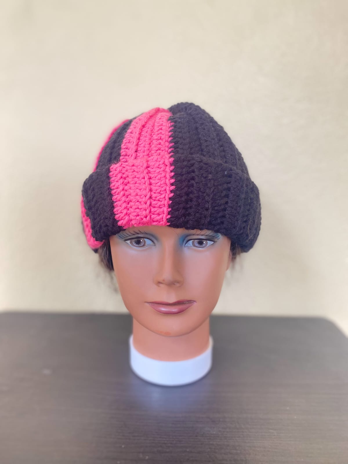 Pink and black tam_0