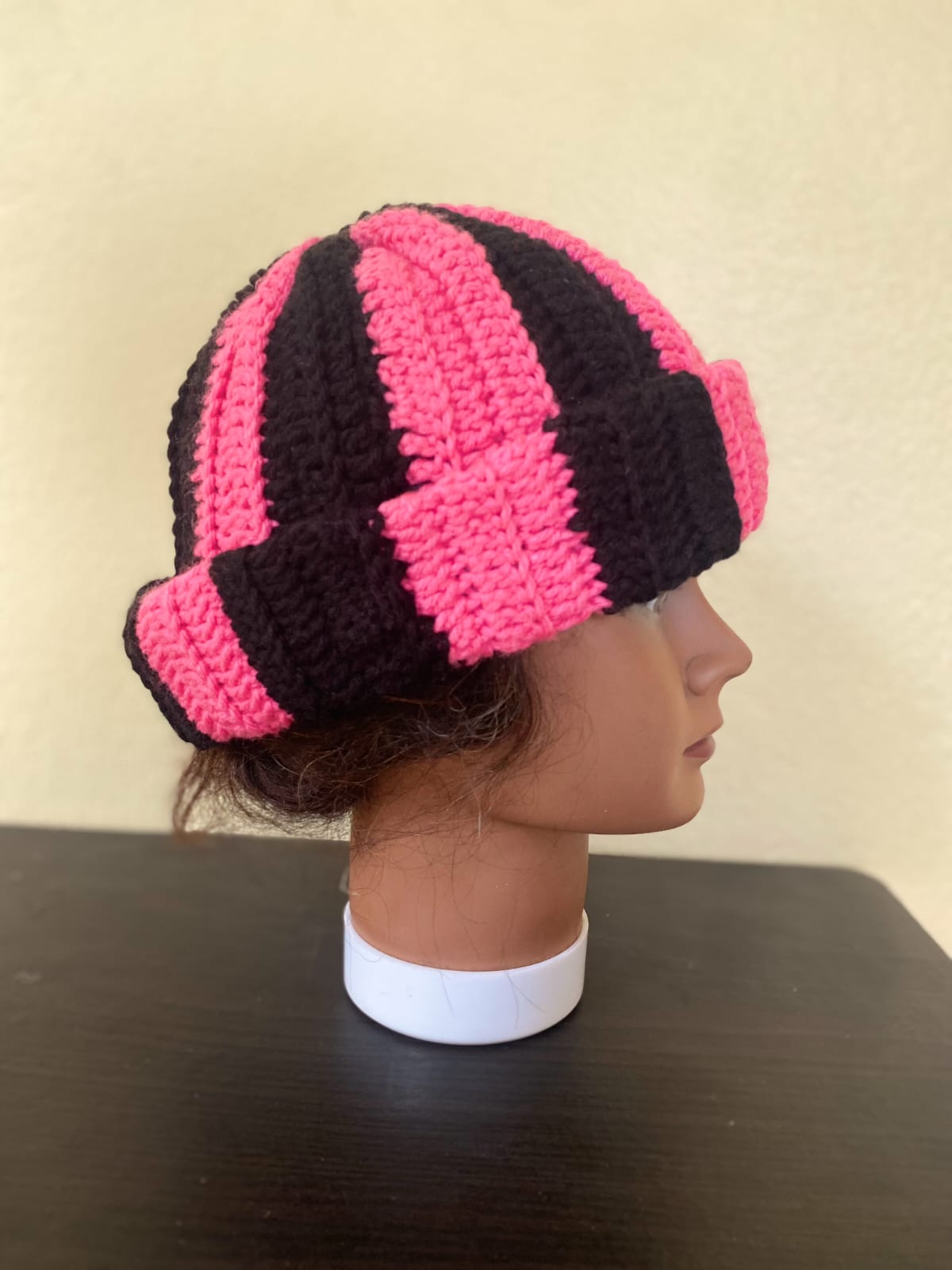 Pink and black tam_2