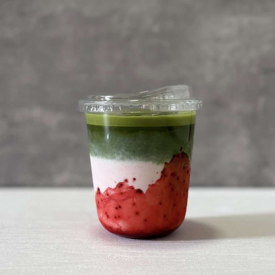 Strawberry Matcha Latte_0