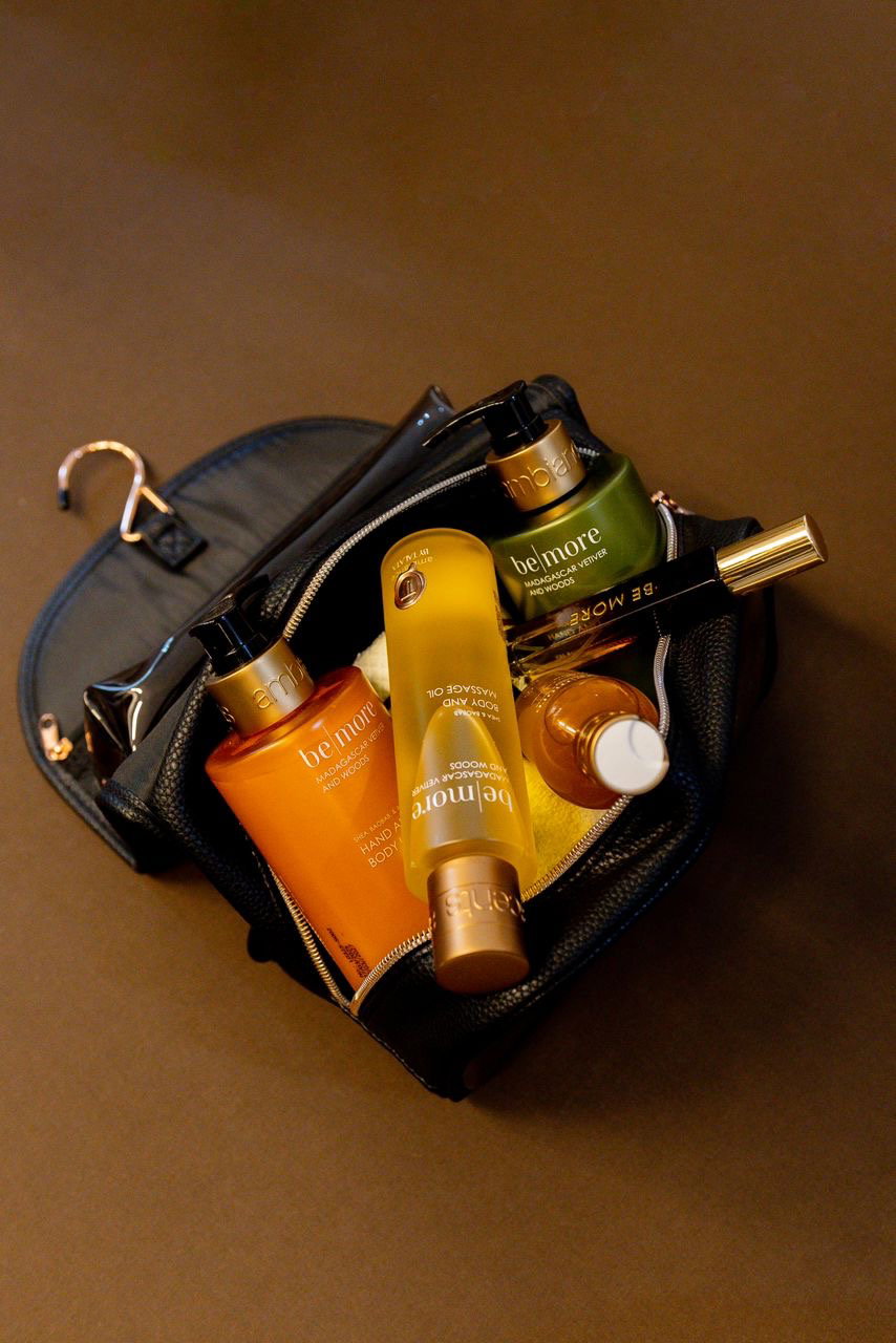 All Decked Out - NEW SIGNATURE - Body Care Gift Set + Leather Bag_0