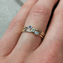 Gemstone ring 🦩