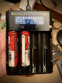 KDEST ZOOTECH OEM CHARGER D4