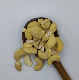 Raw Cashews / Anacardos Crudos