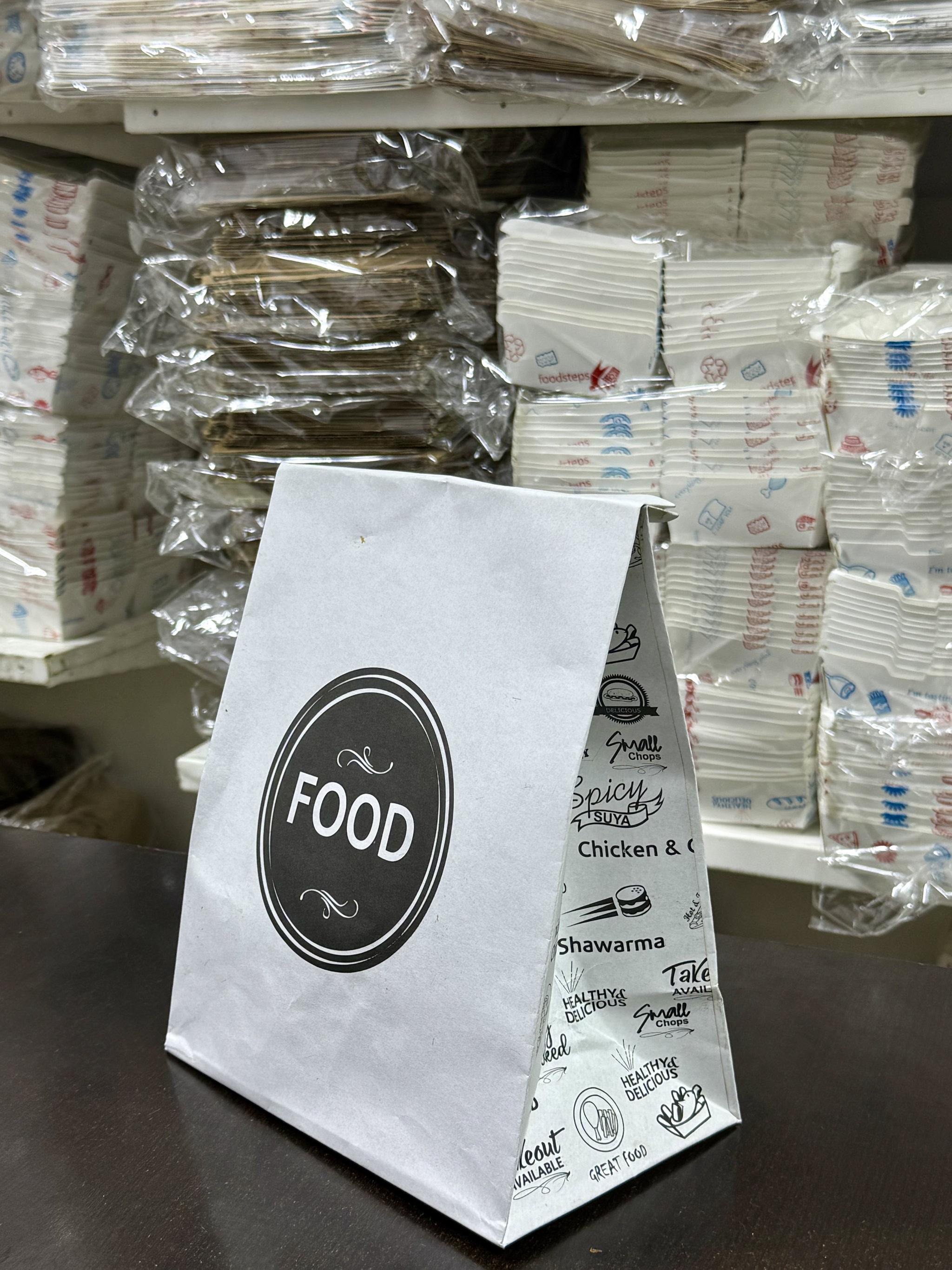 DELIVERY TAKEOUT BAGS - GENERIC DESIGN / “FOOD TO GO” WHITE & BLACK  - 2 SIZES _2