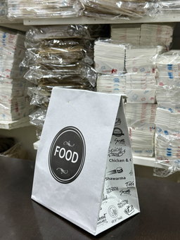 DELIVERY TAKEOUT BAGS - GENERIC DESIGN / “FOOD TO GO” WHITE & BLACK  - 2 SIZES 