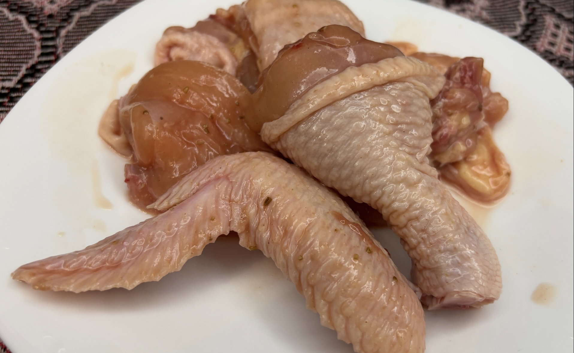 300g Ready to fry Marinated chicken with bone (with powder) 醃製雞塊肉(生)_0