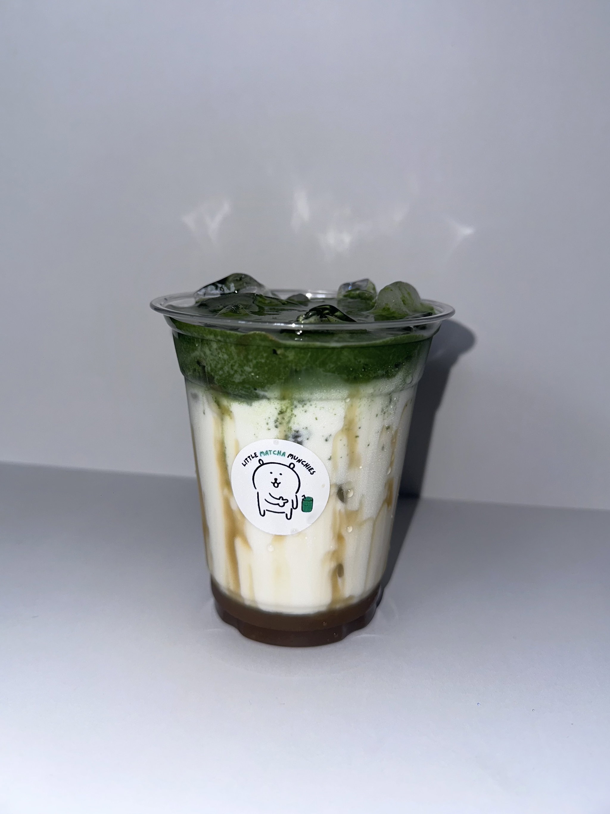 Caramel sea salt matcha latte_0