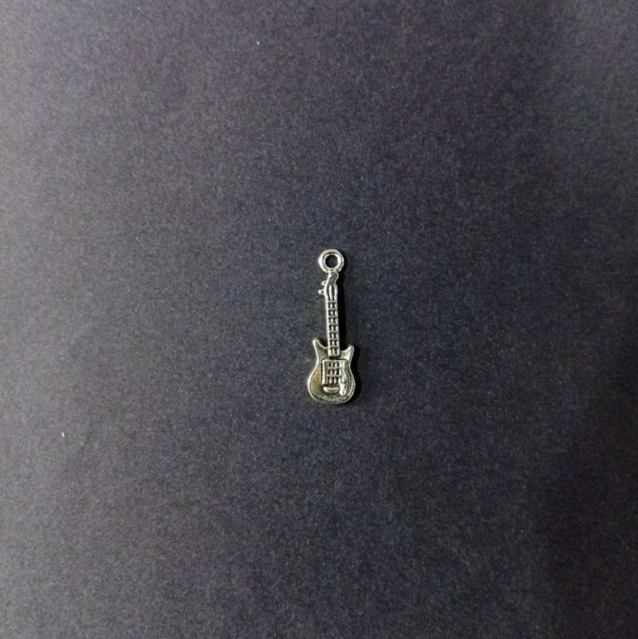 Silver charms_6