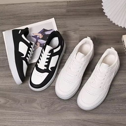 Men's New Breathable White Shoes, Trendy and Versatile Thick Soled Sneakers for Male Students, Casual Board Shoes